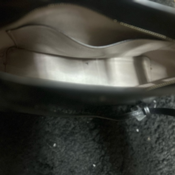 Women’s black large Kate spade shoulder bag/handbag - Picture 4 of 4